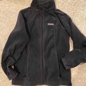 Women’s Columbia cozy fleece jacket!